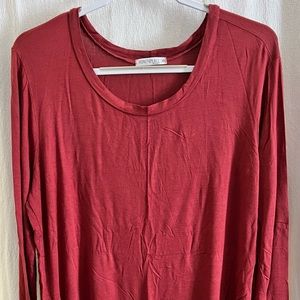 Women’s Honey & Lace Red Long-Sleeve Top Plus Size 2X